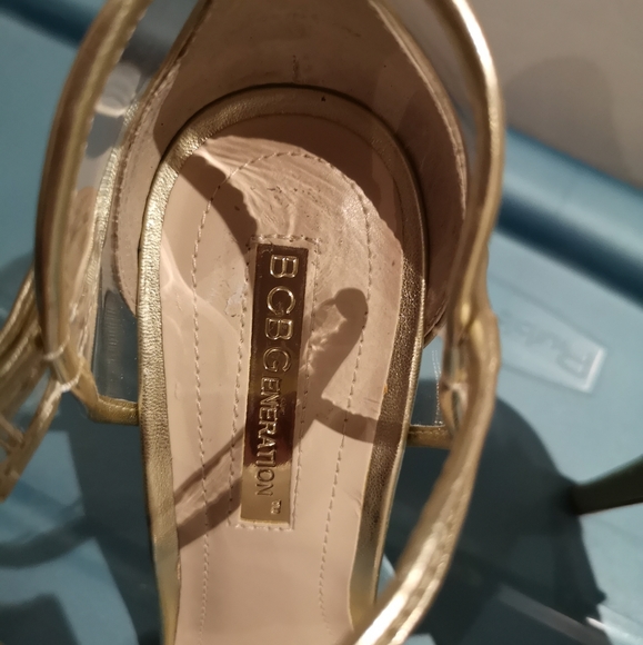 Shoes - Picture 2 of 5